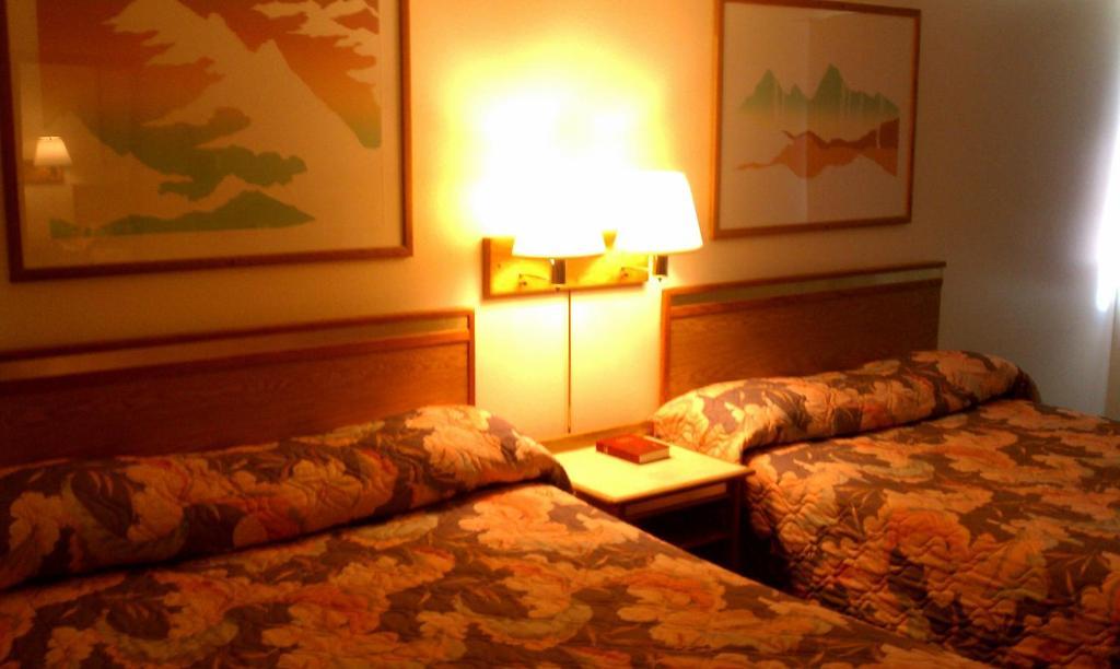 Colorado River Value Inn بولهيد سيتي الغرفة الصورة